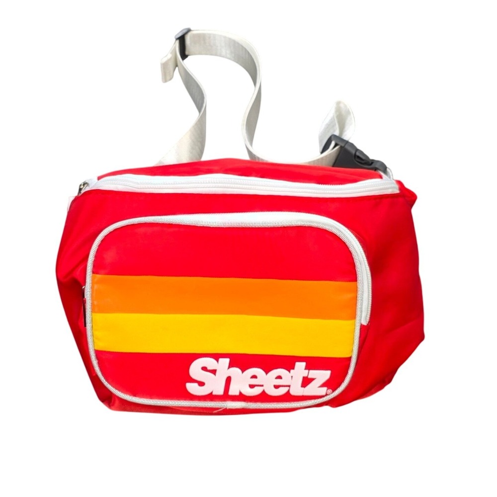 Sheetz Canny Pack Insulated Fanny Pack Waist Bag Red Retro Striped Zipper NWT
